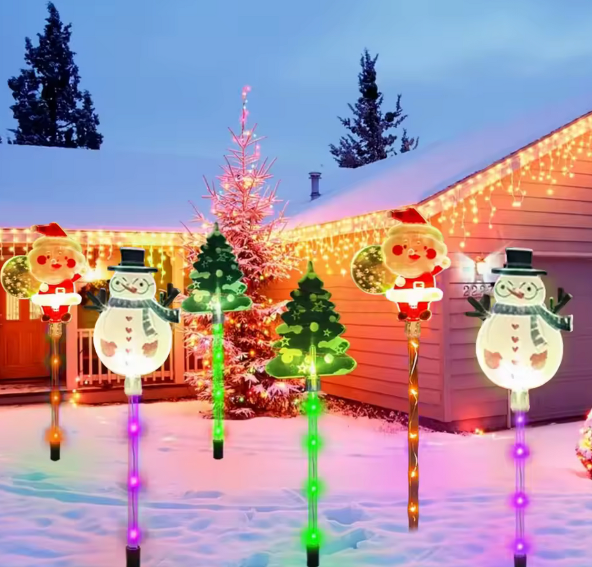 Piquets solaires Noel facade maison hiver decoration exterieur